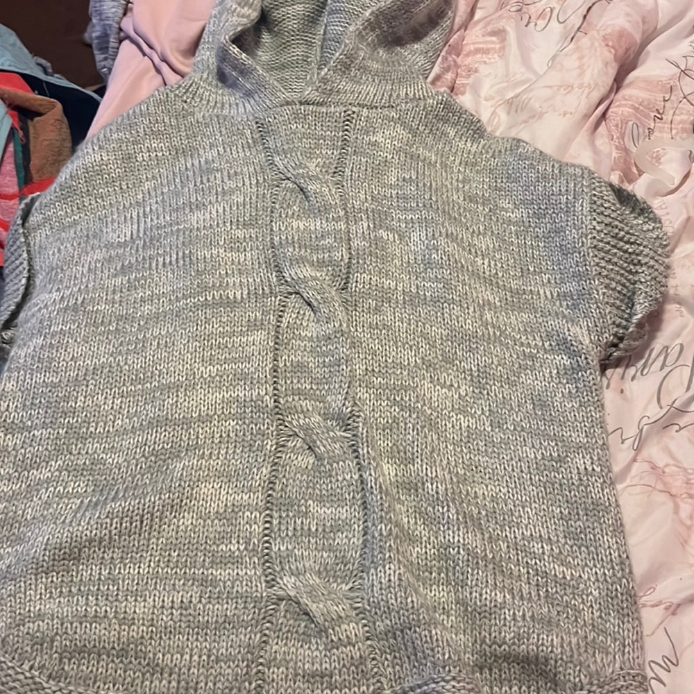 Crochet short sleeve hoodie